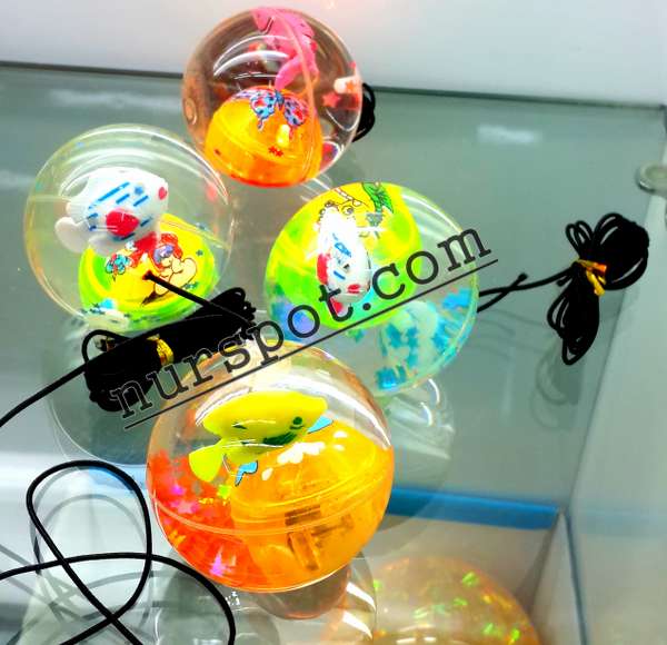 oyuncak ipli sulu top