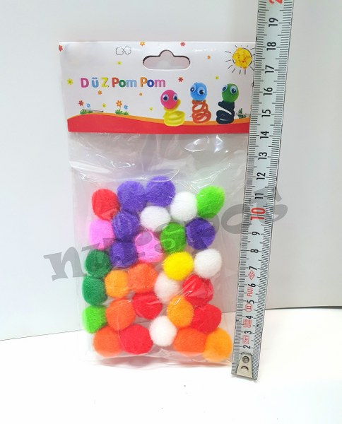 ponpon sade karma ebat ve renk