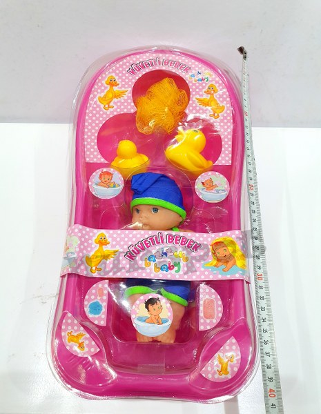 oyuncak küvetli et bebek seti 131