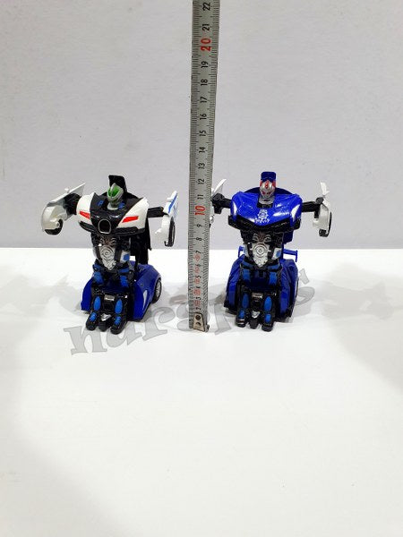 oyuncak robot olan polis araba 8400