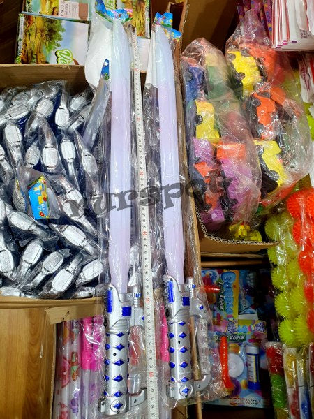 ışıklı kılıç lazerli büyük boy 6063