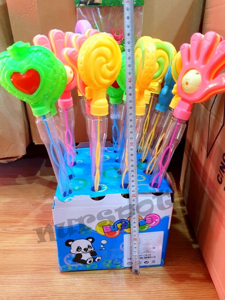 oyuncak ışıklı baloncuk sopası büyük tüp 16 lı stand 0067