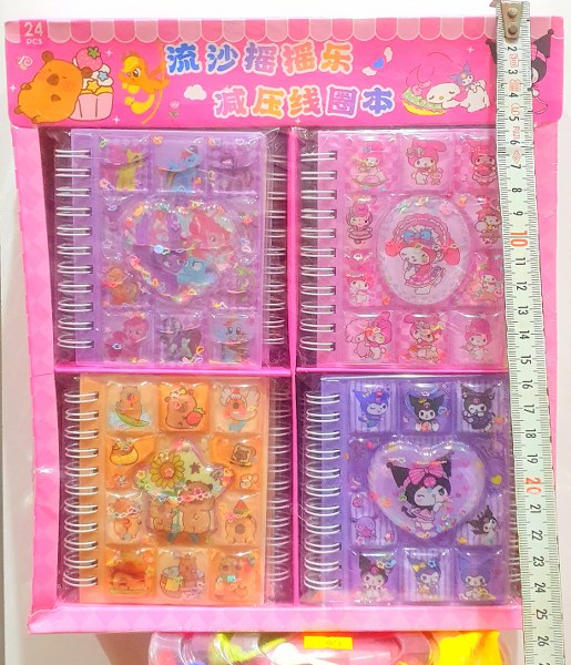 sulu kapaklı stickerlı farklı renkli 38 yapraklı not defteri 1011