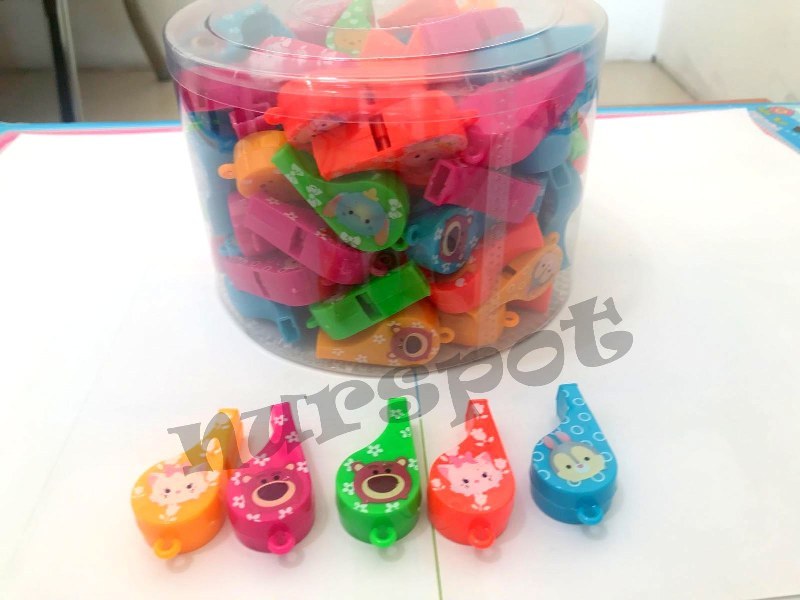 oyuncak düdük resimli