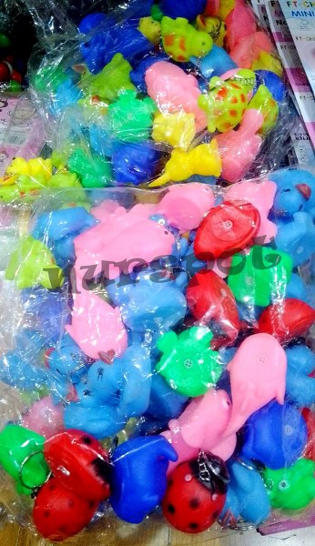 oyuncak küçük hayvanlar sesli anahtarlık 0014