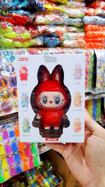 oyuncak labubu ışıklı 9625