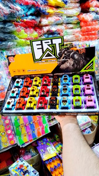 oyuncak metal araba 3000